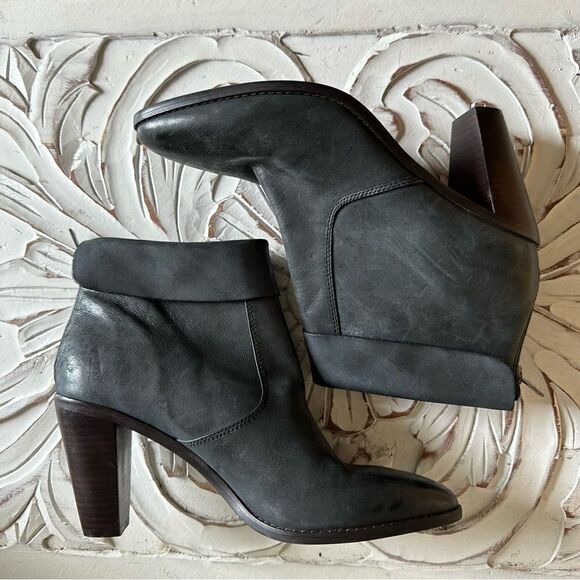 LUCKY BRAND Women's Nycott Leather Booties 10 - Picture 4 of 11